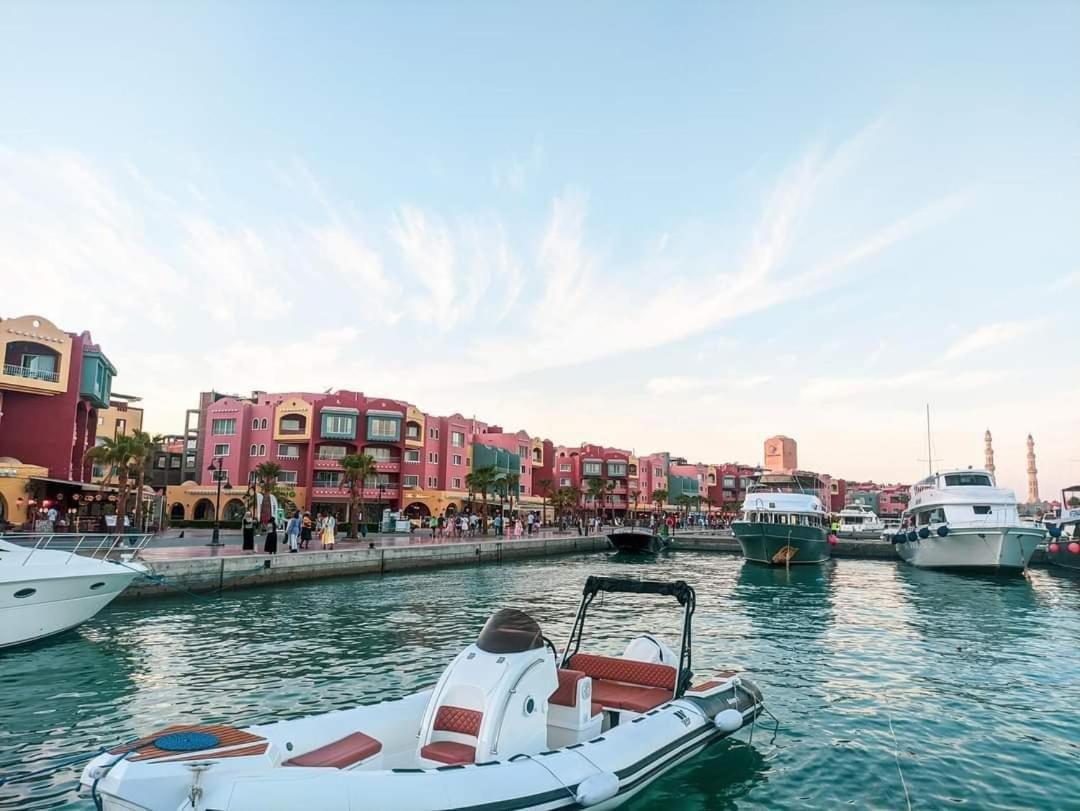 شقة Comfort Marina 5 Apartment,s